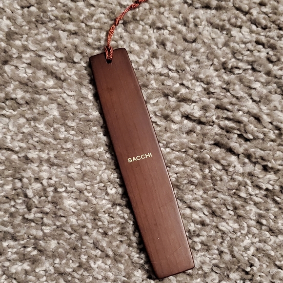 12/$30 BNWOT 📖 wooden FAITH bookmark - Picture 2 of 4